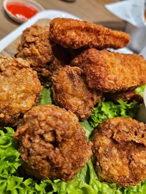 Fingers and mushroom fritters  ~ 31/10/23 at VEGANBURG - Woodleigh Mall in Central Singapore