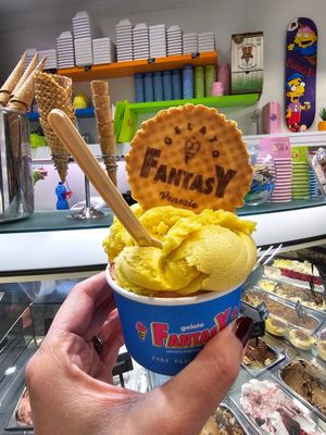 Mango & Strawberry - Vegan Wafer at Gelato Fantasy Castello in Venice