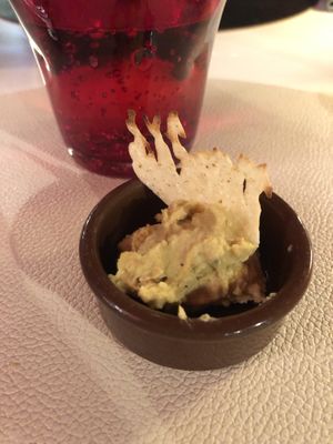 Pre antipasto di hummus  at Il Piatto Sbeccato in Udine