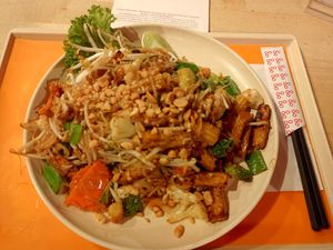 Pad Thai tofu vegan at Ra'mien in Vienna