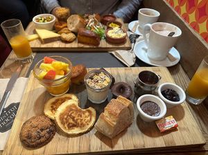 Sehr leckeres, außergewöhnliches Frühstück   at Bistrot and Chocolat in Strasbourg
