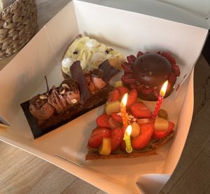 I ordered 4 of them to go for my birthday😄 at Bistrot and Chocolat in Strasbourg