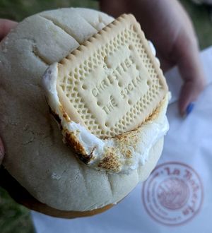 Smores at La Bakeria Bakeshop - Pre-order in Vancouver