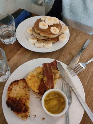  at Harry's at 387 in Belfast