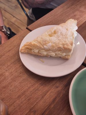 Cream puff at Harry's at 387 in Belfast