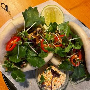 Vegan Baobun at Pisqu in Vienna