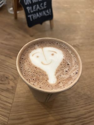 Kakao, Soja, Gesüßt, Espresso shot, Take Away 6,40€  at Café Comet & Fürth Kaffee  in Vienna