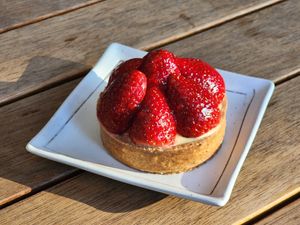 Strawberry Tart at Jing Si Books & Cafe  in Salisbury