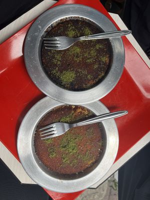 Dreaming of this dessert  at Abu Ghoush Künefe in Istanbul