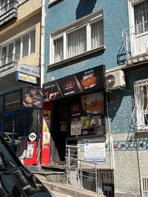   at Abu Ghoush Künefe in Istanbul