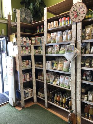 Shelves at La Canela Biocentro in Madrid