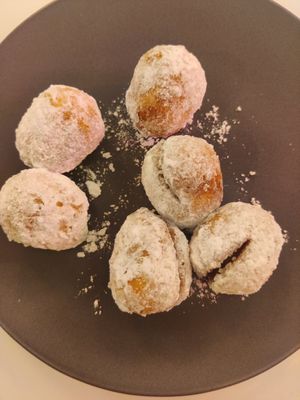 Mini doughnuts at Pastan Barcelona in Barcelona