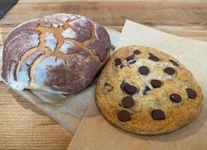 Concha and chocolate chip cookie   at Tepito Coffee in Pasadena