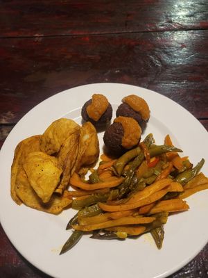 falafel plate at Pacifico Hostel in Juanchaco