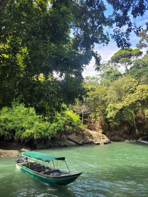 the sea at Pacifico Hostel in Juanchaco