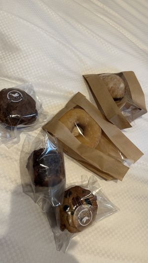Donuts and different muffins   at Hajimarini - ハジマリニ 奉還町店 in Okayama
