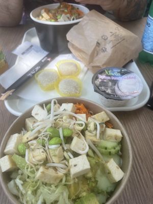   at Bowls & Co - Poke Bowl Narbonne in Narbonne