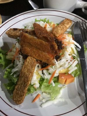 Sibhogana salad at Siboghana Waroeng in Ubud