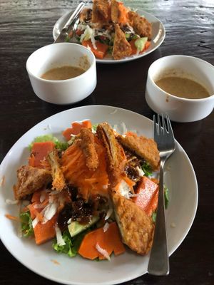 Salad 20k at Siboghana Waroeng in Ubud