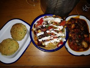 Ranch & chive biscuits, chilli bowl, chilli cheese nachos at The Flying Duck in Glasgow