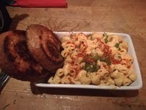 Mac and cheese at The Flying Duck in Glasgow