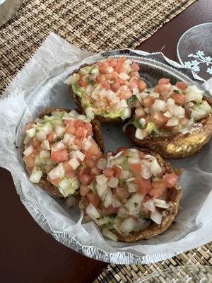 Mofunguitos #Veganuary at The Vegan Factory in Linden