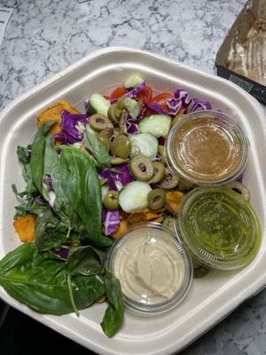 Customized hummus crun  at sweetgreen in Schaumburg