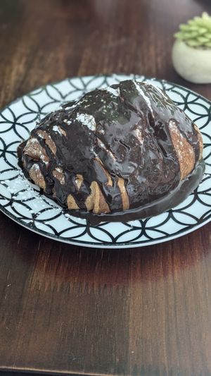 Sweet French (incl. coffee or infusion) - 9PEN at Satiba Therapy Coffee Shop in Arequipa