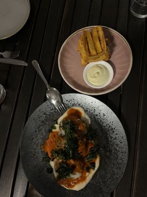 plantanos and cabbage thing   at Rufio in St Kilda