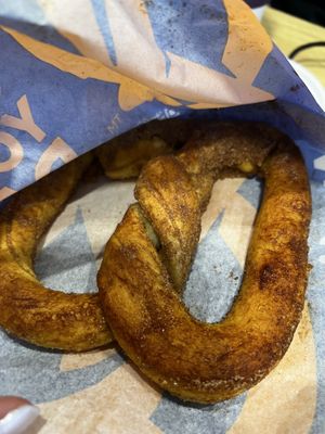 Cinnamon   at SIN - Auntie Anne's - Jewel in East Singapore