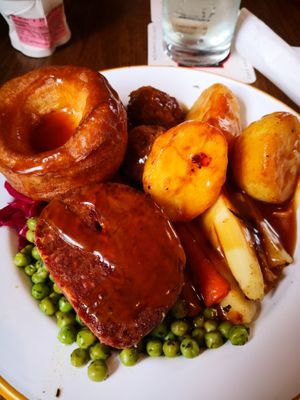 Sunday lunch at Junk Soul Smothered Bar & Grill in Beverley