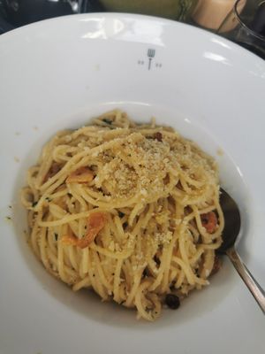 Spaghetti Alio e Olio at LOTTA - Kitchen.Deli in Binz