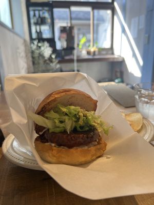   at Luna Burger  in Kamakura