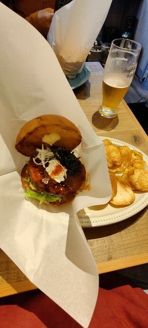  at Luna Burger  in Kamakura