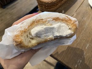 Hase bread  at Luna Burger  in Kamakura