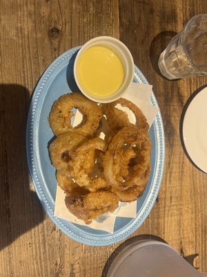 Onion rings with mustard dip  at Luna Burger  in Kamakura