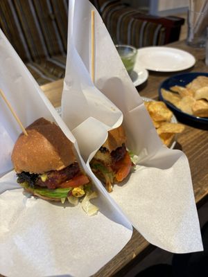  at Luna Burger  in Kamakura