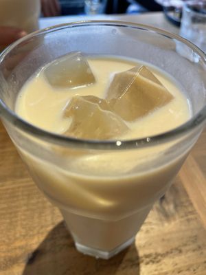 Amazake soymilk  at Luna Burger  in Kamakura
