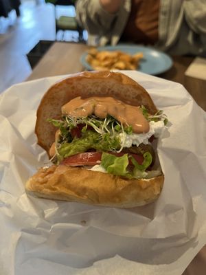   at Luna Burger  in Kamakura