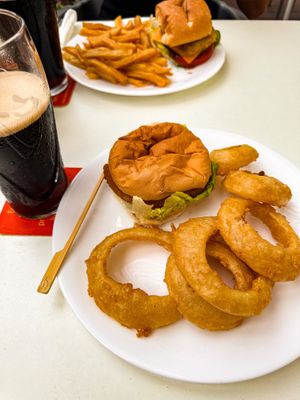 Vegan Fish Burger + Onion Rings + drafted Guinness Beer   at Smyth's Fish and Chips in Calpe