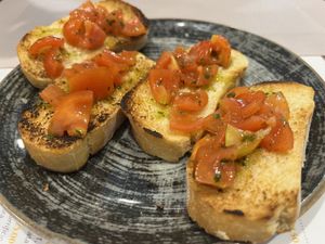 Vegan bruschetta   at Rosinita in Olbia