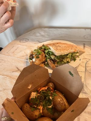 Berliner and potatoes   at Mopa Döner   in Paris