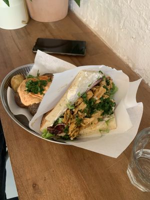   at Mopa Döner   in Paris