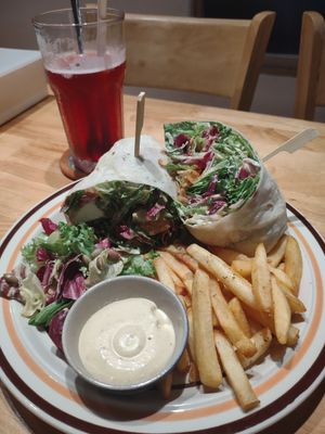 Tofu Cesar wrap & Hibiscus cooler 🌺 at Phyto Bistro in Nha Trang