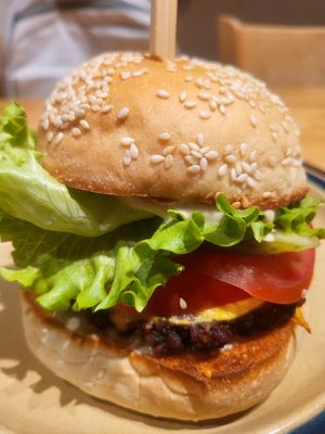 Cheese Burger at Phyto Bistro in Nha Trang