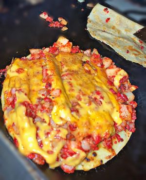 Orden de choriqueso 💚  at Deja Vufree Taqueria  in Playa Del Carmen