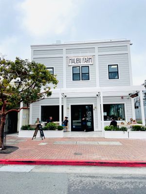 Outside in downtown Tiburon at Malibu Farm Tiburon in Tiburon