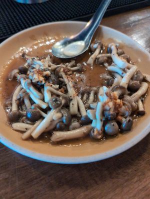  at Tee Sud Thai Rustic and Bar in Snohomish