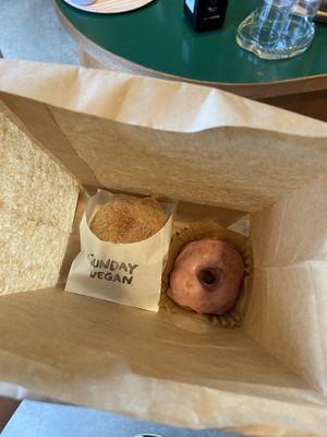 Custard and sakura donutts  at Sunday Vegan in Tokyo