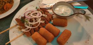 Souvlaki at Taverna Olive in Berlin